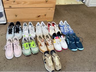 11 Pairs shoes