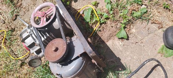 Air Compressor , Old