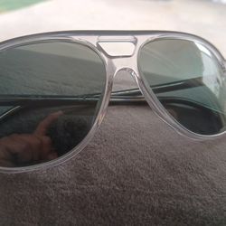 Polarized Raybans 