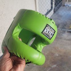 Headgear Cleto Reyes 