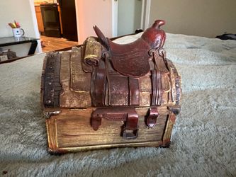 Western Saddle Jewelry Box