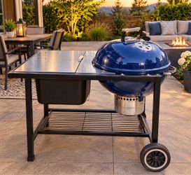 Vintage Weber Performer 22.5” Charcoal Grill – Stainless Steel Table – Blue