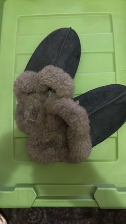 UGG Sherpa Slippers