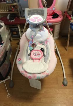Brand new Baby swing