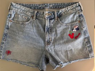 Old Navy x Disney Minnie Mouse Cherry Embroidered Denim Shorts Size 12
