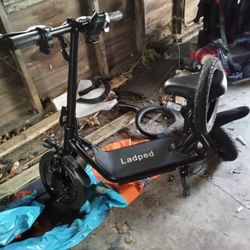 Selling A E Bike With Two Inner Tubes And The Parts To Take Off The Tires