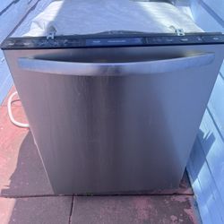FREE Frigaire Dish Washer 