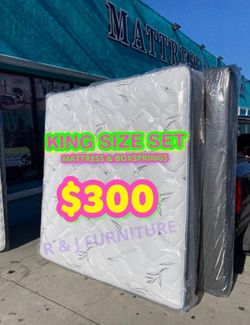 King Size Mattress With Boxspring