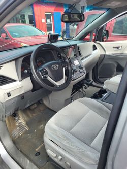 2015 Toyota Sienna
