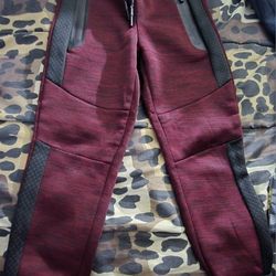 019 Zero Nineteen Size 7 Joggers