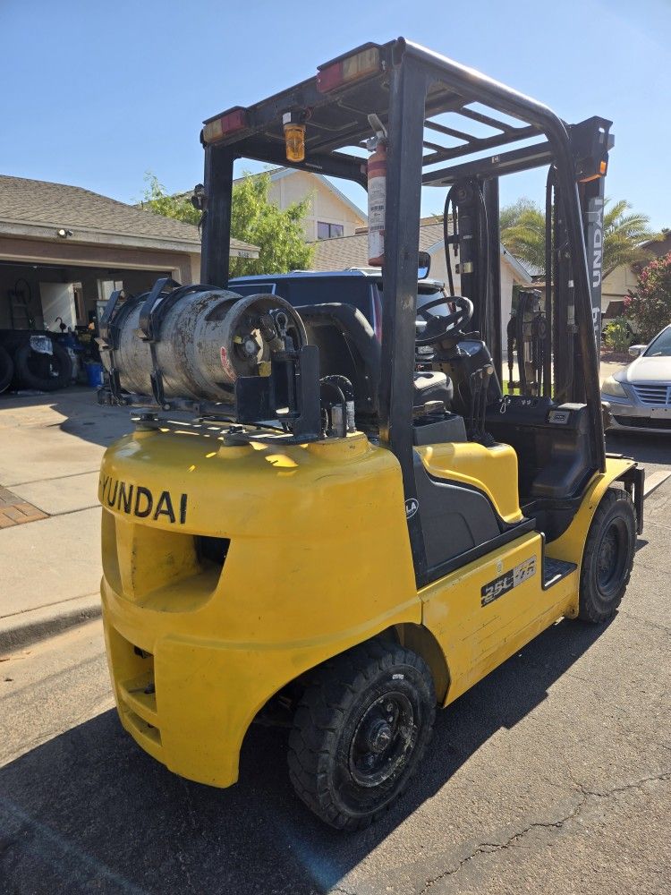 Forklift