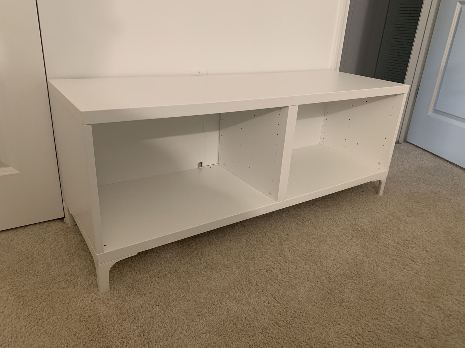 White TV Stand IKEA Besta 18351