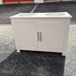 Vevor Pet Feeding Station