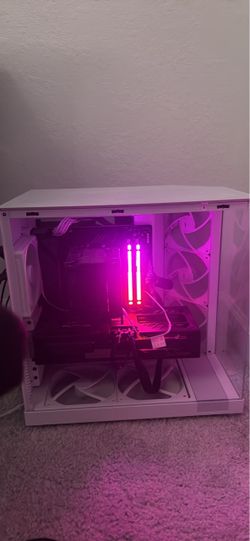 AMD 9070 XT 16GB / Ryzen 7 7700X / 16GB DDR5 / B650 WiFi