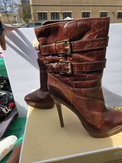 Michael Kors Leather Shearling  Mae Boot, Mocha, size 9m