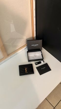 Saint Laurent YSL
