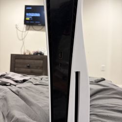 Playstation Five Digital And Disc Blu-Ray Version