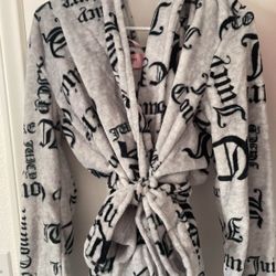 juicy couture robe 