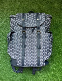 Navy Blue BackPack (I CAN DELIVER!!!)