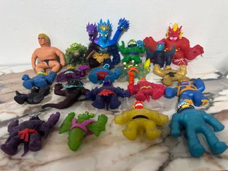 Heroes of Goo Jit Zu, STRETCH ARMSTRONG, Deep Goo Sea King Hydra Figure. 20 toys