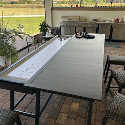 Shuffleboard Table