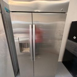 GE Profile Refrigerator 42"inch Side By Side 