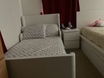Kids bed