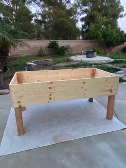 Elevated garden bed 6/3 feet by 3 feet tall