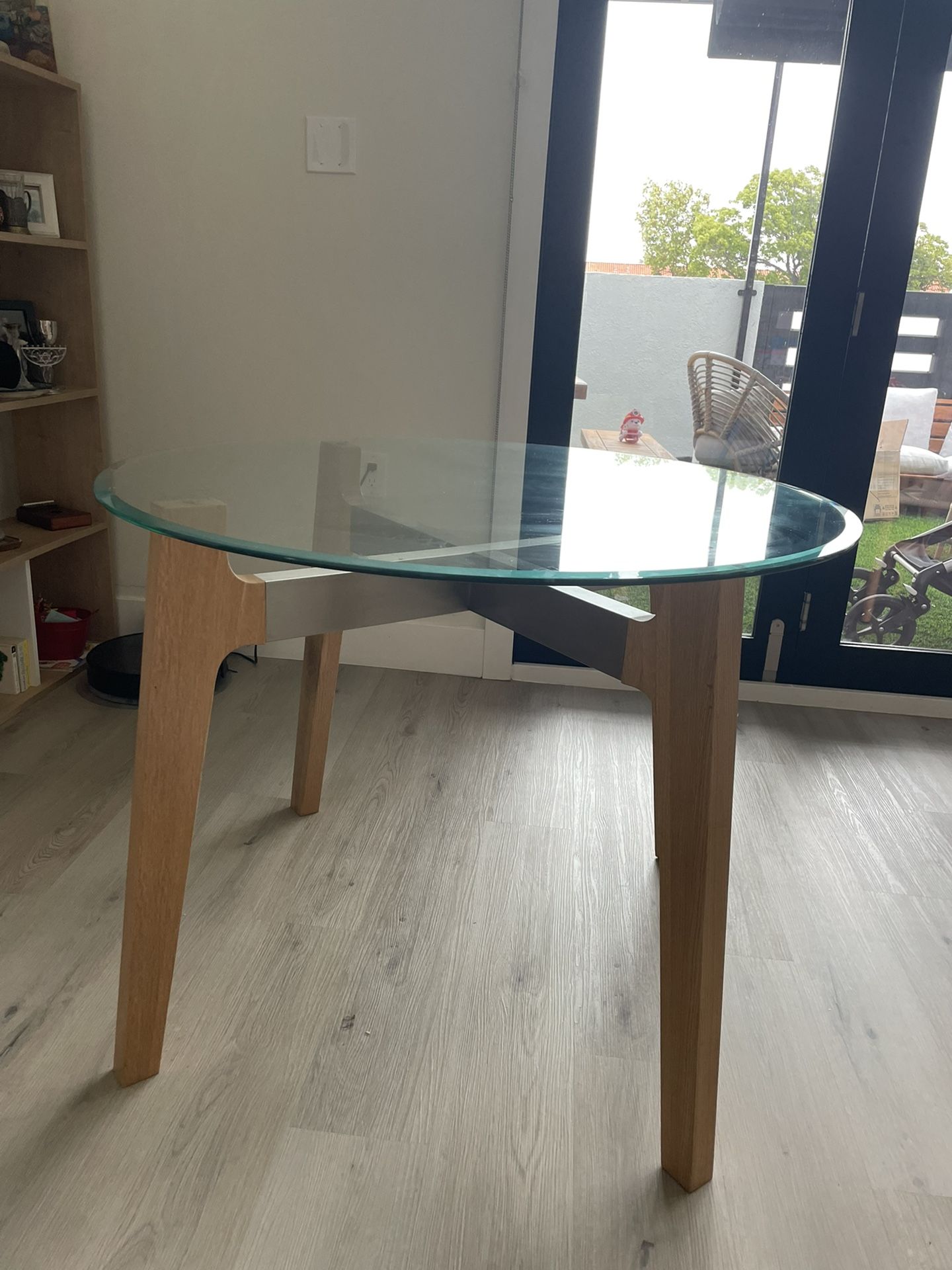 CB2 dining Table With Glass Top (40’)