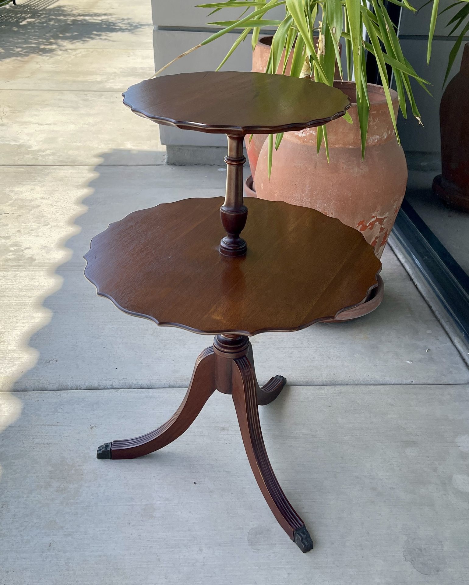 Two-Tier Antique Mahogany Round Table With Lion Paw Feet