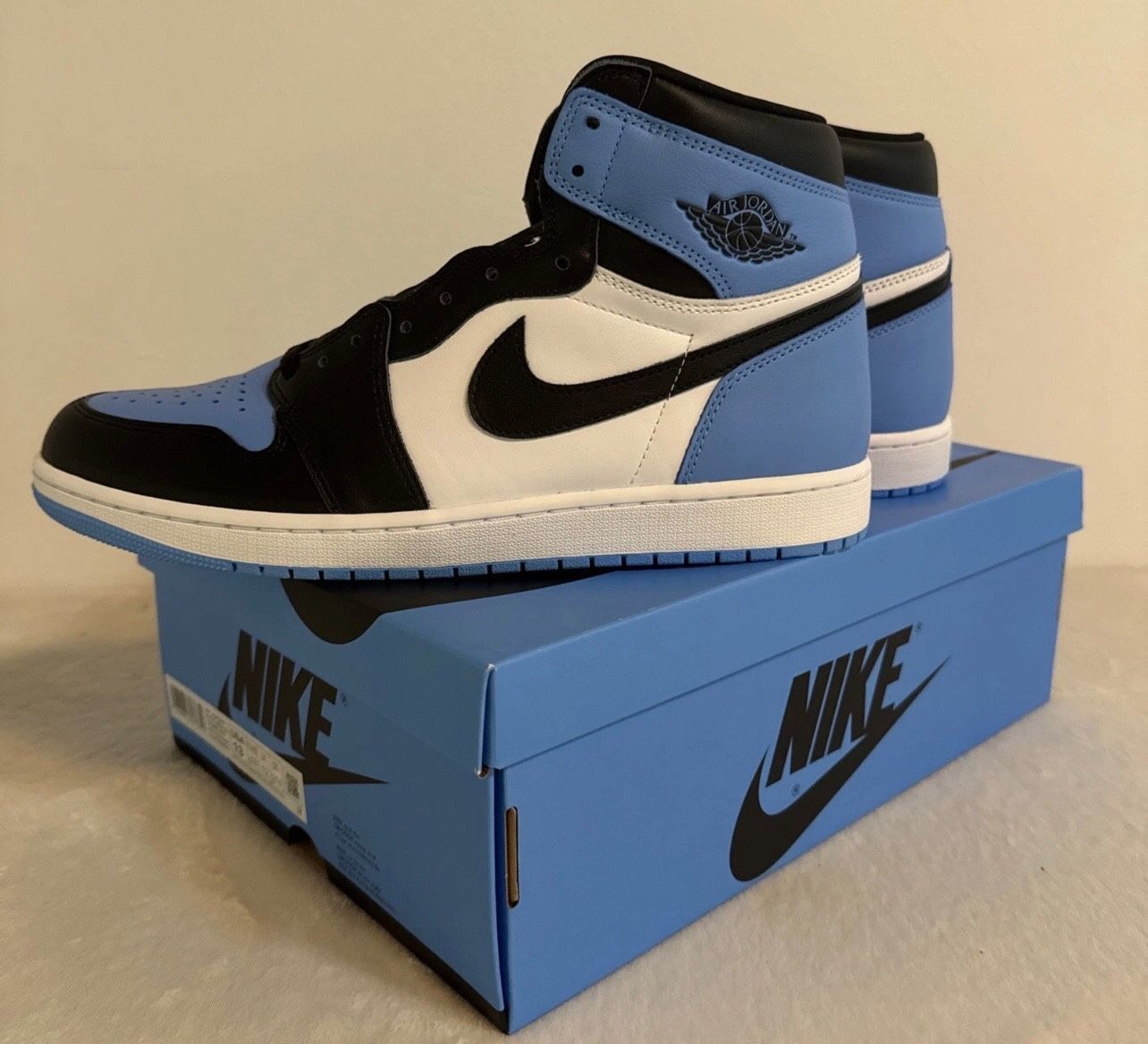 Size 13 Jordan 1 Retro High University Blue UNC Toe