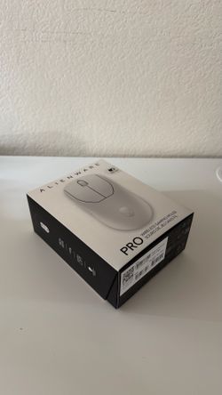 Alienware Pro Wireless Gaming Mouse White