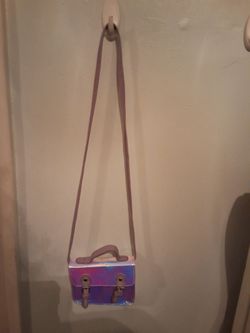 Holographic purse