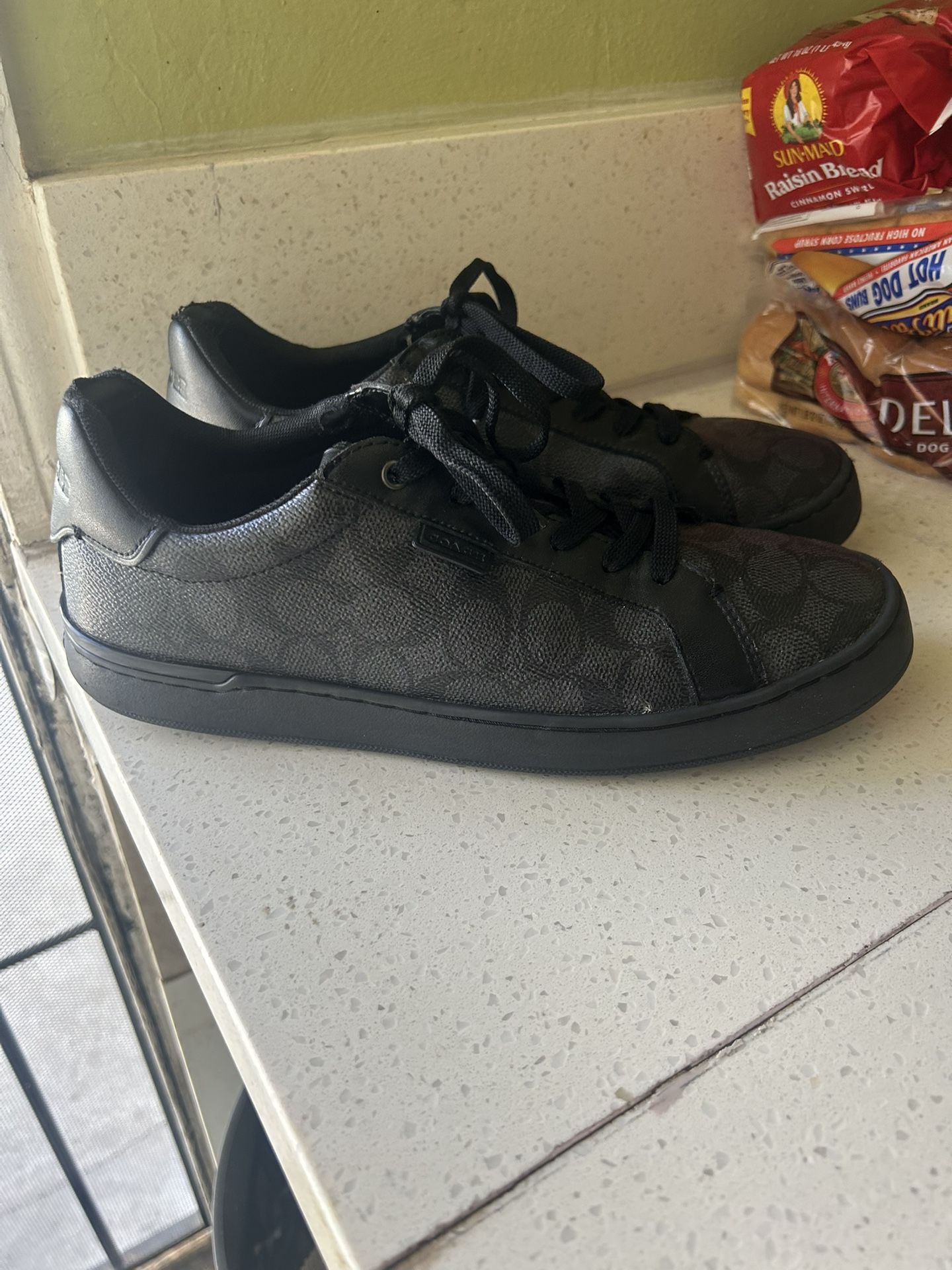 Coach Shoe 