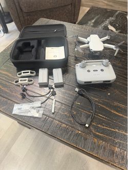 DJI Mini 2 SE Fly More Combo – Excellent Condition – Ready to Fly!