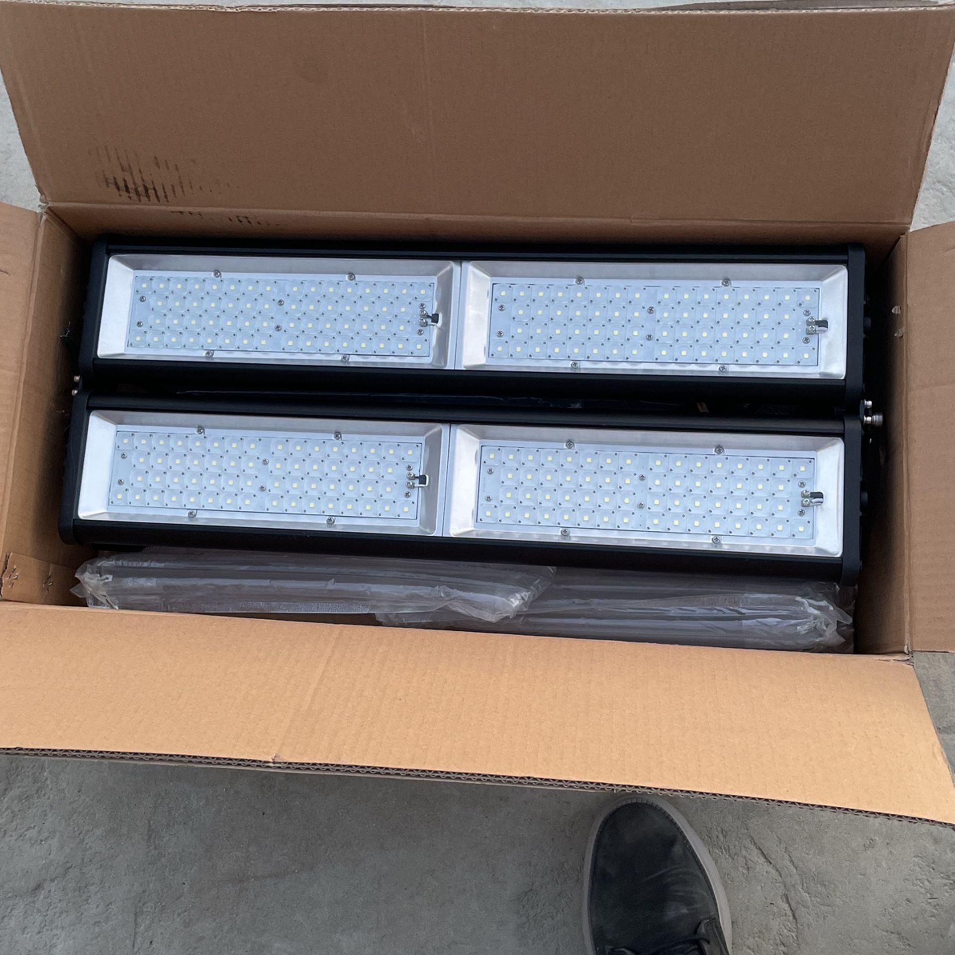 Mean Well 24 K LED Light