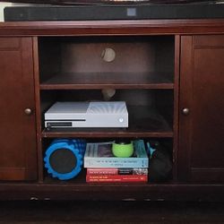 Solid Wood Cabinet TV Stand