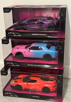 Jada Pink Slips Die-Cast Car Set of 3 Dodge Challenger Hellcat, Lamborghini Aventador & Ford GT