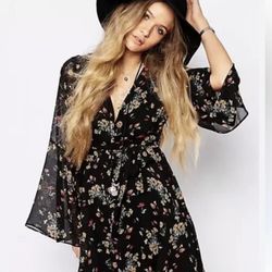 Free People V Neck Floral Mini Dress Size Large 