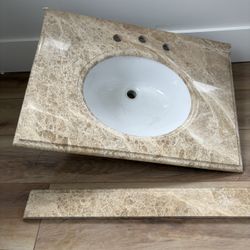 30” Marble Vainita Top With Back Splash And Sink 