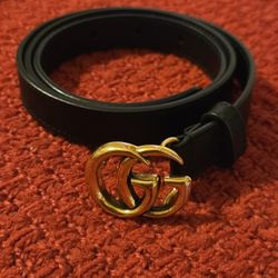 Skinny Gucci belt