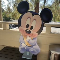 Baby Mickey Mouse Stand