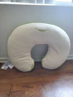 Nursing pillow