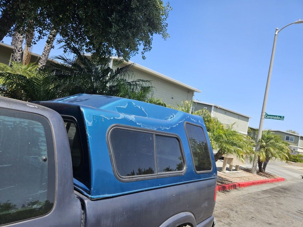 Camper Shell 60''x76''
