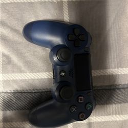 PS4 controller 