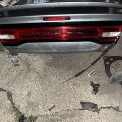 Charger Center Lid Trunk 