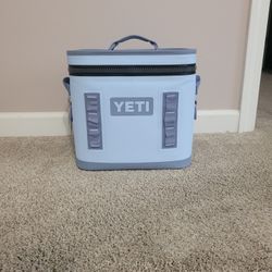 New Yeti Hopper Flip 12 Cooler - Big Sky Blue