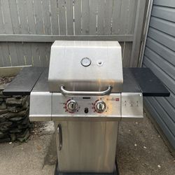 CharBroil Two Burner Gas Grill 