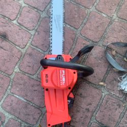 Milwaukee Chainsaw