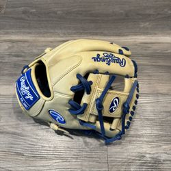 Rawlings Baseball Glove